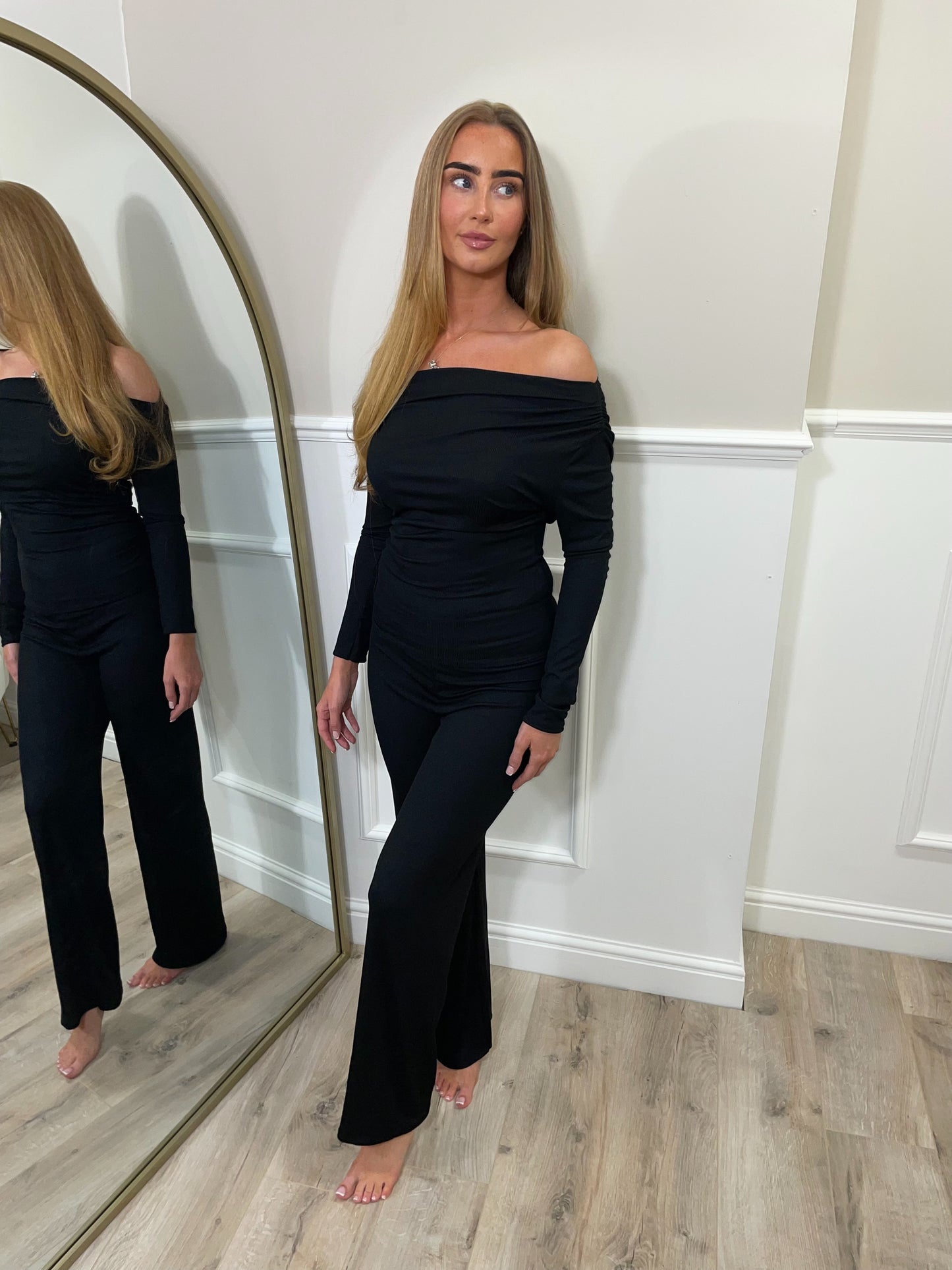Off Shoulder Ribbed Lounge Set