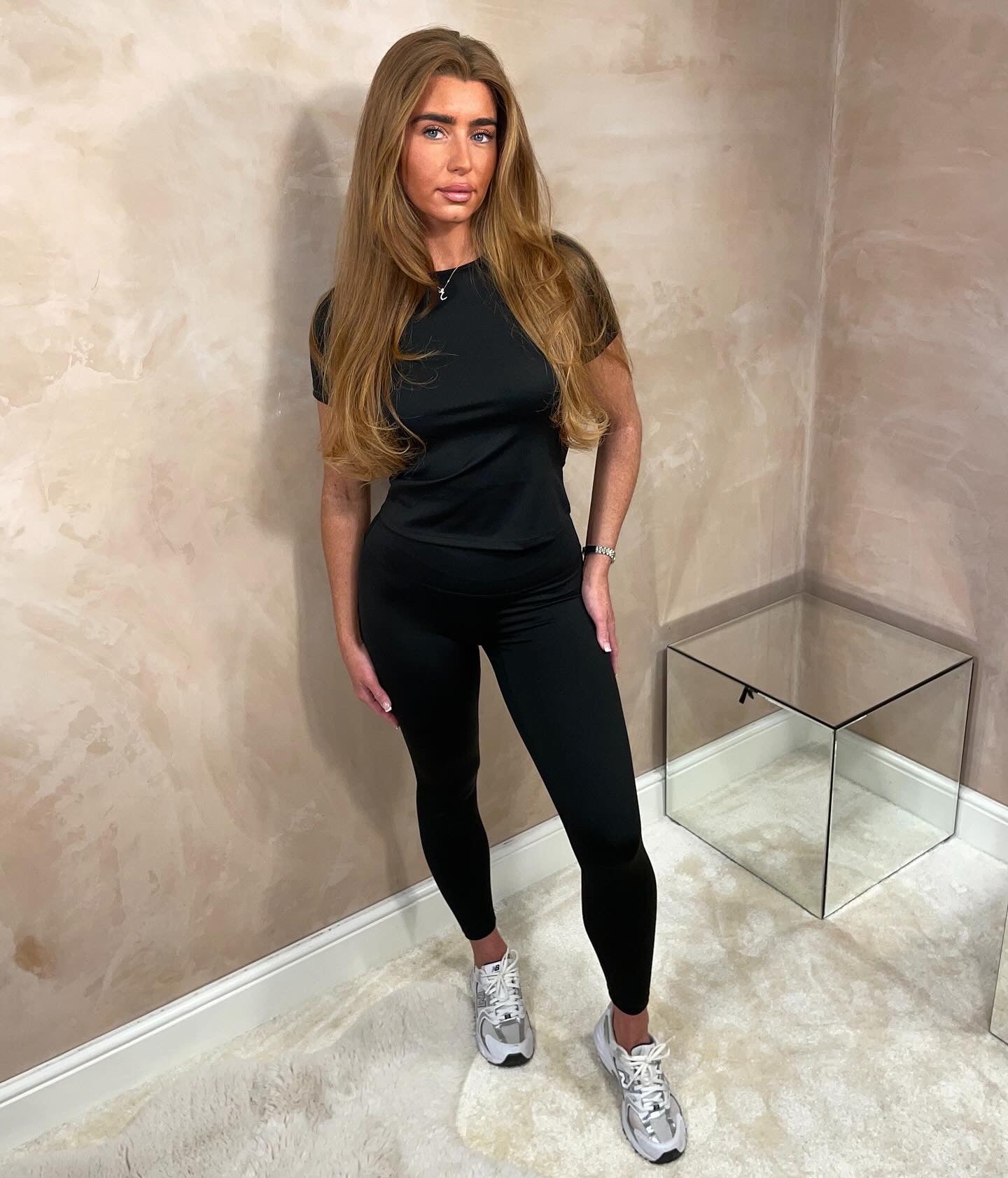 LOLA Set