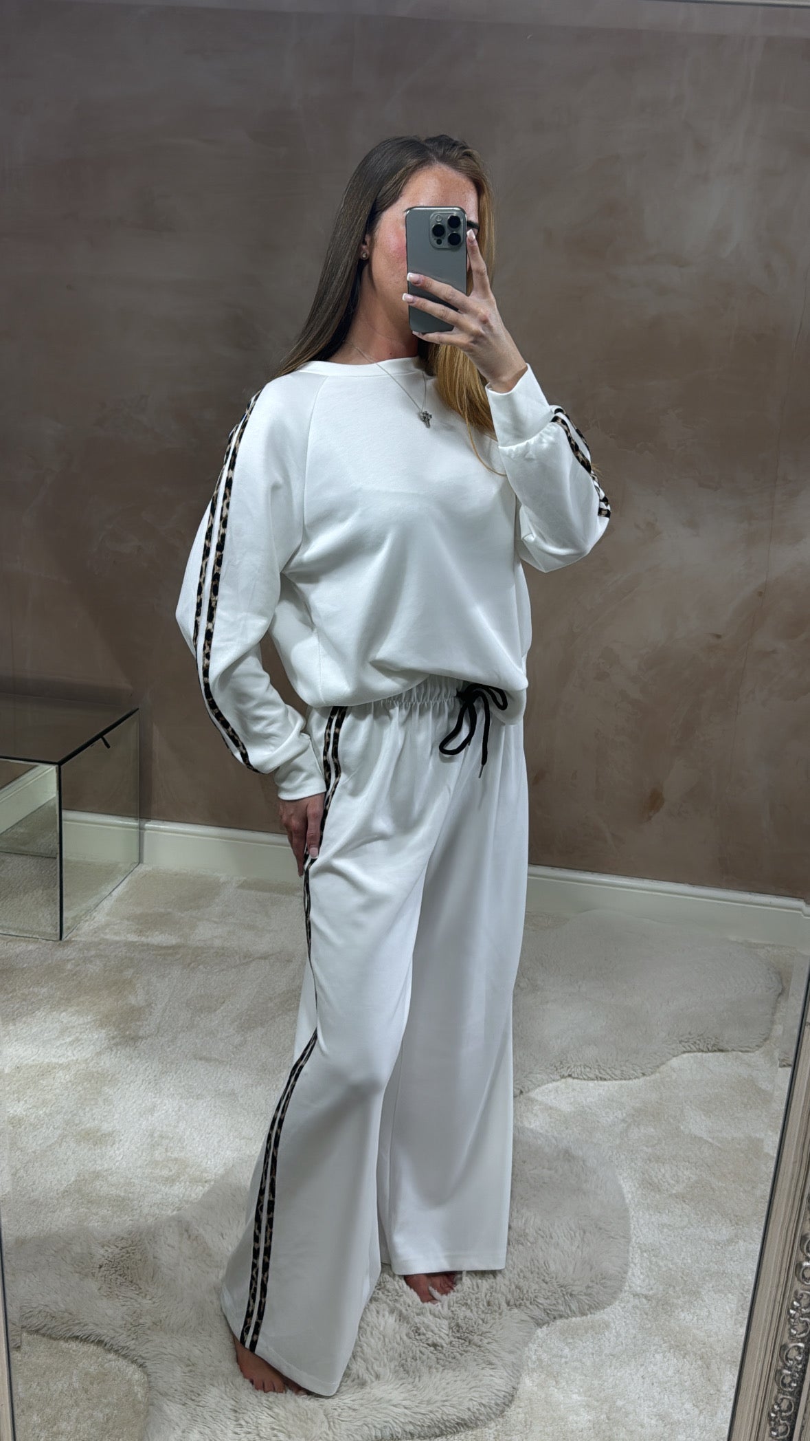 Leopard Lined Lounge Set